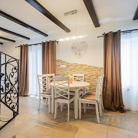 Villa Palanga Trogir Exterior photo